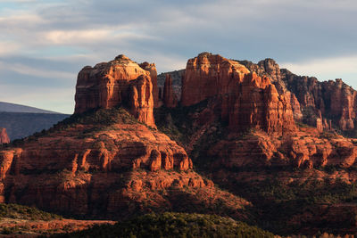 Sunset at cathedral rock in sedona, arizona