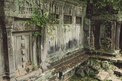 Full frame shot of old ruined temple