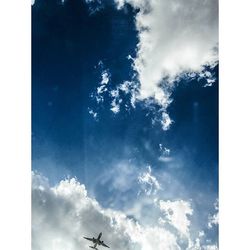 Low angle view of cloudy sky