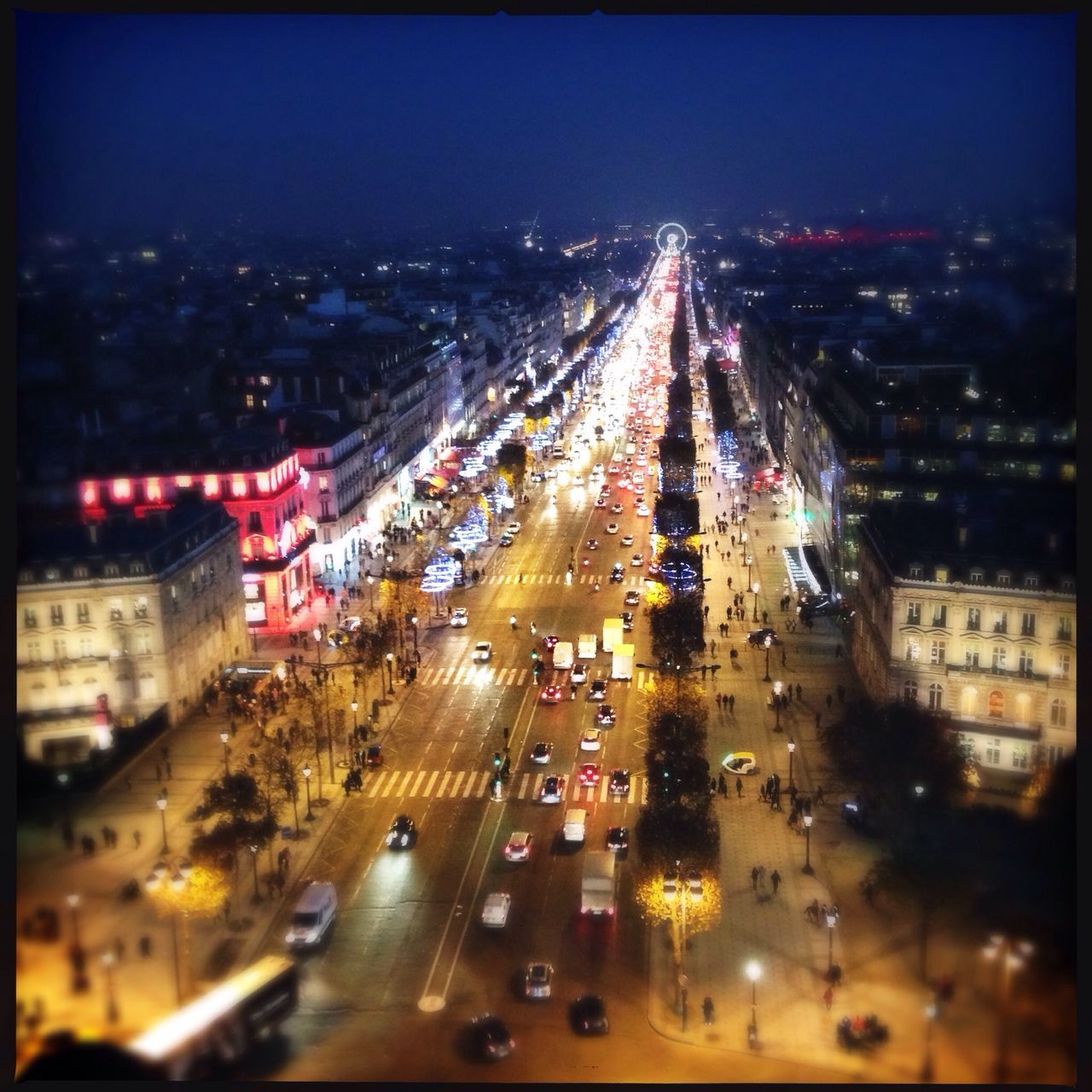 Les Champs Elysees