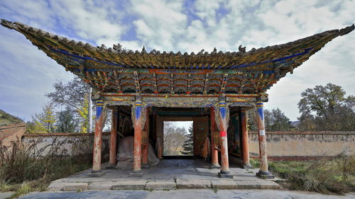 1021 heavily carved-polychrome wooden porch shengguo temple. s.section mati si temple-zhangye-china.