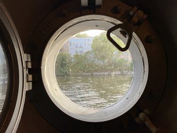porthole