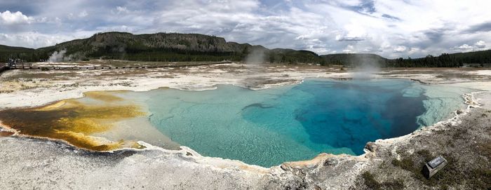 Sapphire pool, yellowstone national park, wyoming, usa