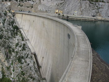 Built structure in water