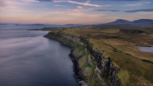 A stunning sunset on the isle of skye in the scottish highlands, uk