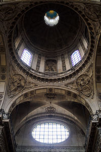 Beautiful ceiling of the saint paul church in paris