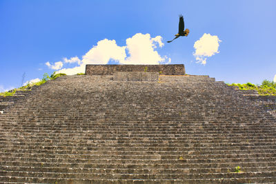 Traces of the mayan civilization's dream