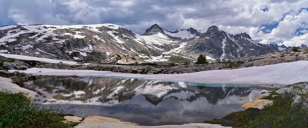 Upper lower jean lake titcomb basin wind river range rocky mountains wyoming hiking elkhart park 