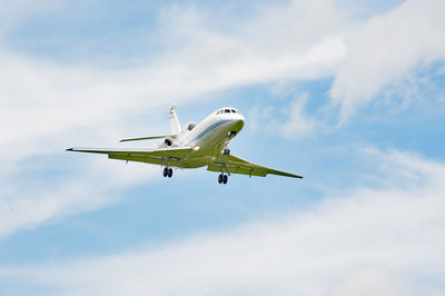 Aircraft landing at airport