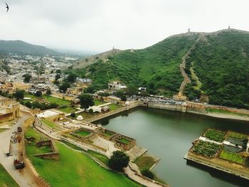 Maota lake by city seen from amber fort