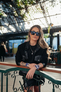 Young woman wearing sunglasses outdoors