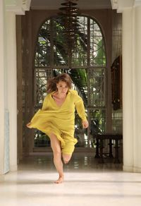 Full length of a woman smiling