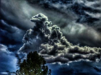 Low angle view of cloudy sky