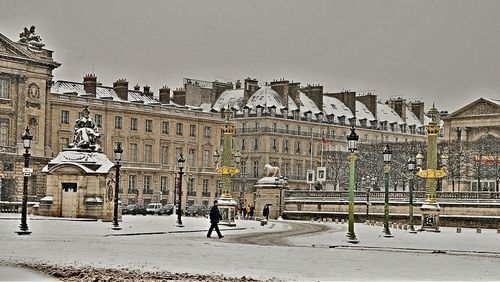 Buildings in city