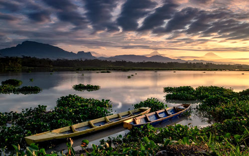 The beauty of the morning at jendral sudirman dam, banjarnegara