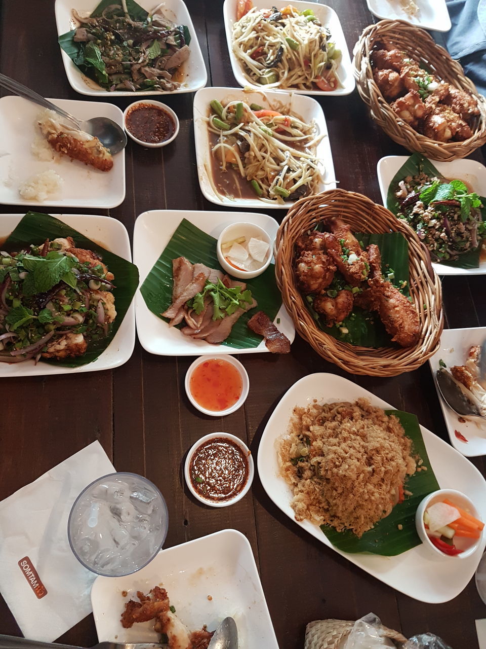 HIGH ANGLE VIEW OF MEAL SERVED IN PLATE