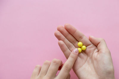 Close-up of hand holding hands