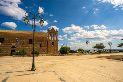 View of old ruins against sky