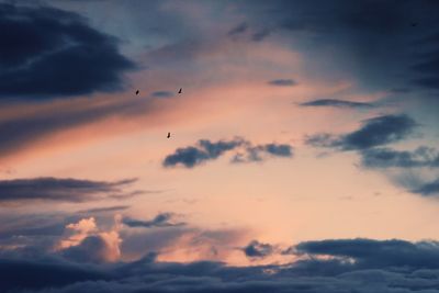 Low angle view of cloudy sky