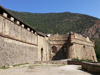 View of fort against the sky