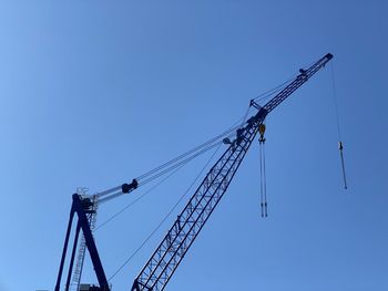 crane - construction machinery