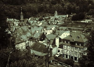 Buildings in city