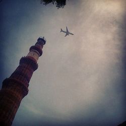 Low angle view of cloudy sky