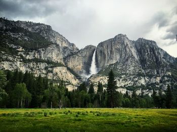 Yosemite waterfall