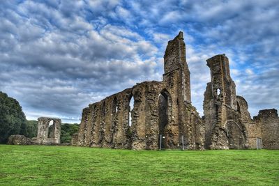 Old ruins against sky