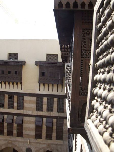 LOW ANGLE VIEW OF BUILDINGS IN A CITY