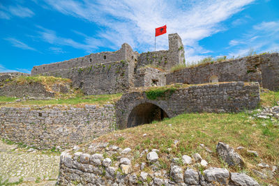 Old ruins against sky