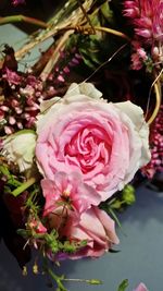 Close-up of pink rose bouquet