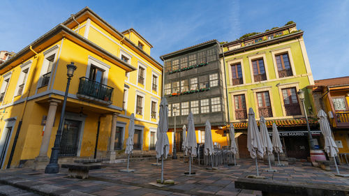 Buildings in city