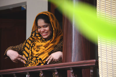 Portrait of a smiling young woman