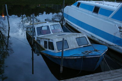 Abandoned boat in water