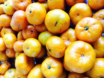 Full frame shot of oranges