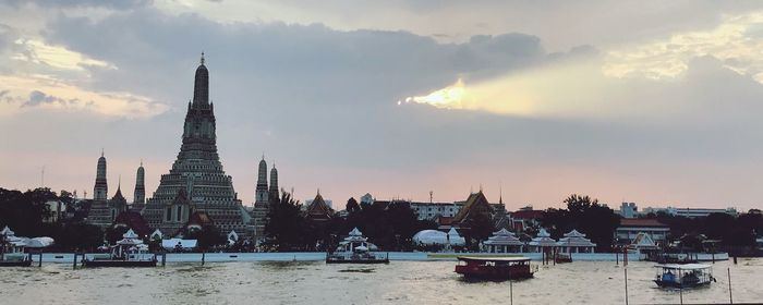 Panoramic view of mosque at sunset