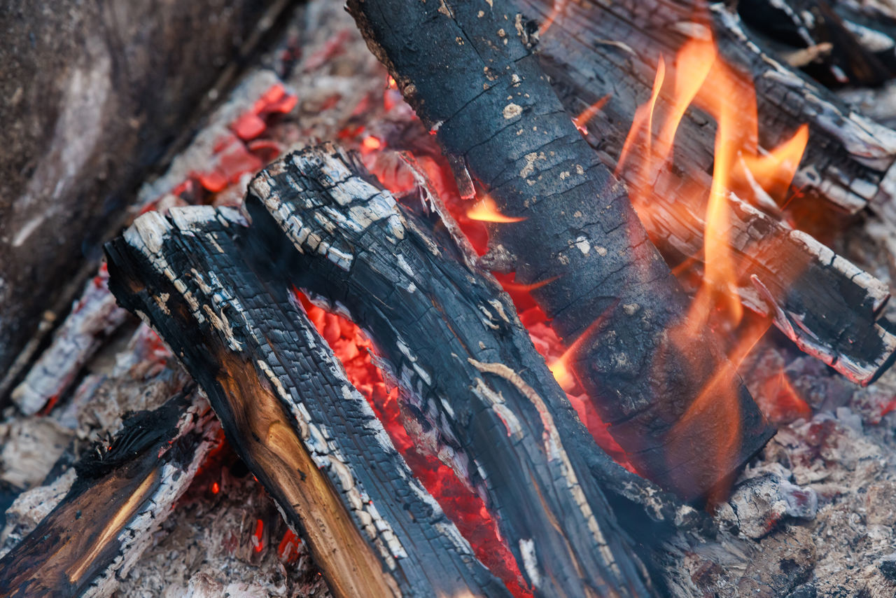 burning, fire, flame, heat, wood, log, no people, nature, firewood, iron, glowing, barbecue grill, high angle view, barbecue, coal, burnt, outdoors, close-up, day, bonfire, camping, campfire, ash, metal