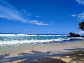 Scenic view of unawatuna sea against sky