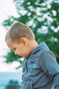 Side view of boy looking away