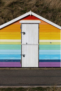 Multi colored beach hut 