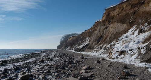 Sand cliff at the grömitz in winter on the baltic sea
