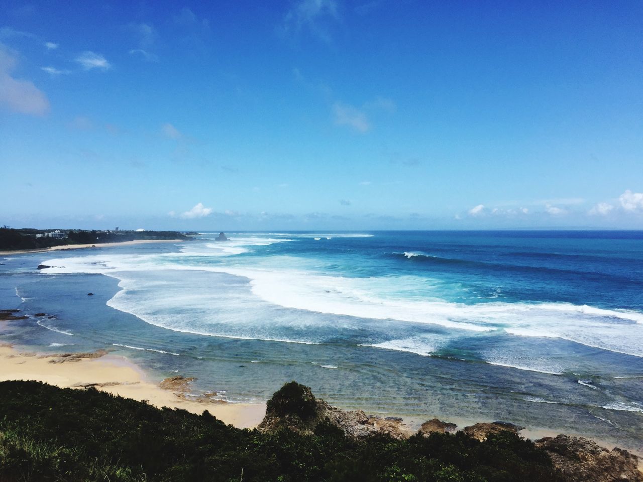 sea, horizon over water, water, beach, shore, scenics, beauty in nature, wave, sky, tranquil scene, tranquility, blue, surf, nature, idyllic, sand, coastline, outdoors, cloud - sky, motion