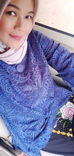 Portrait of a beautiful young woman