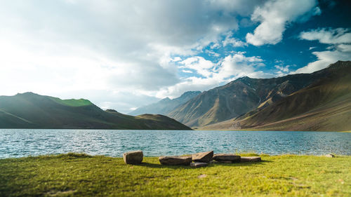 Beautiful chandra tal lake with clear sky