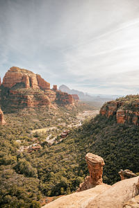 View of boynton canyon and enchantment resort tfrom high cliff above.