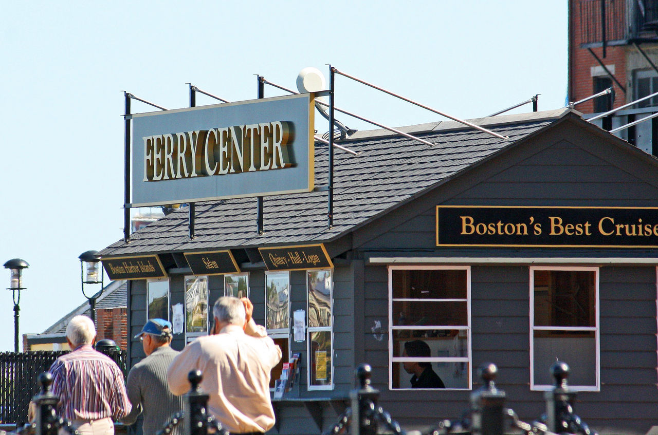 Boston boat cruises