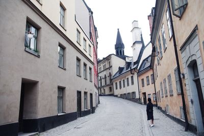 Narrow alley in city