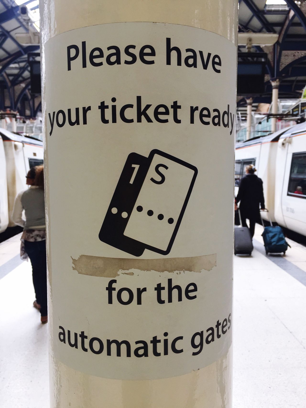 Automatic gates