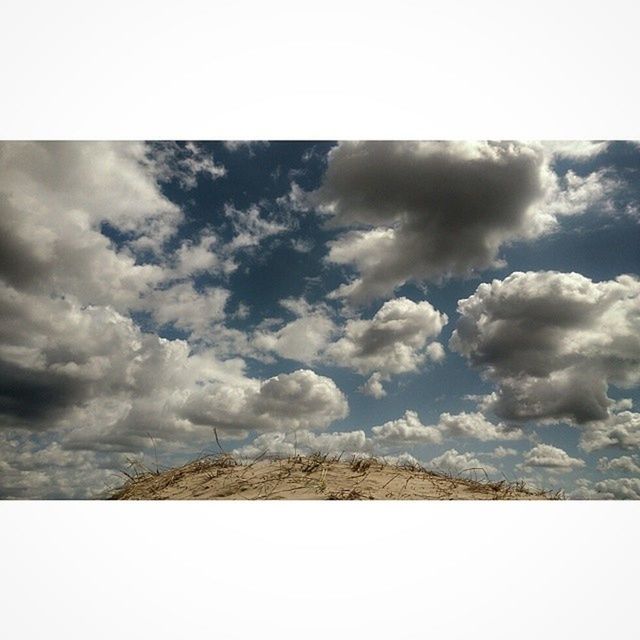 transfer print, sky, cloud - sky, auto post production filter, cloudy, tranquility, tranquil scene, scenics, beauty in nature, nature, overcast, weather, cloud, low angle view, day, outdoors, idyllic, no people, landscape, cloudscape